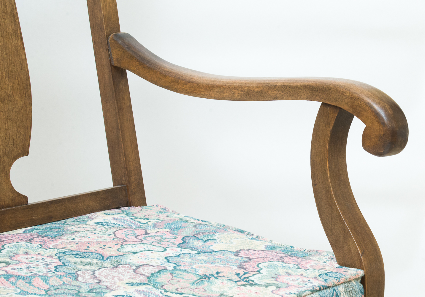 Vintage Queen Anne Style Bench