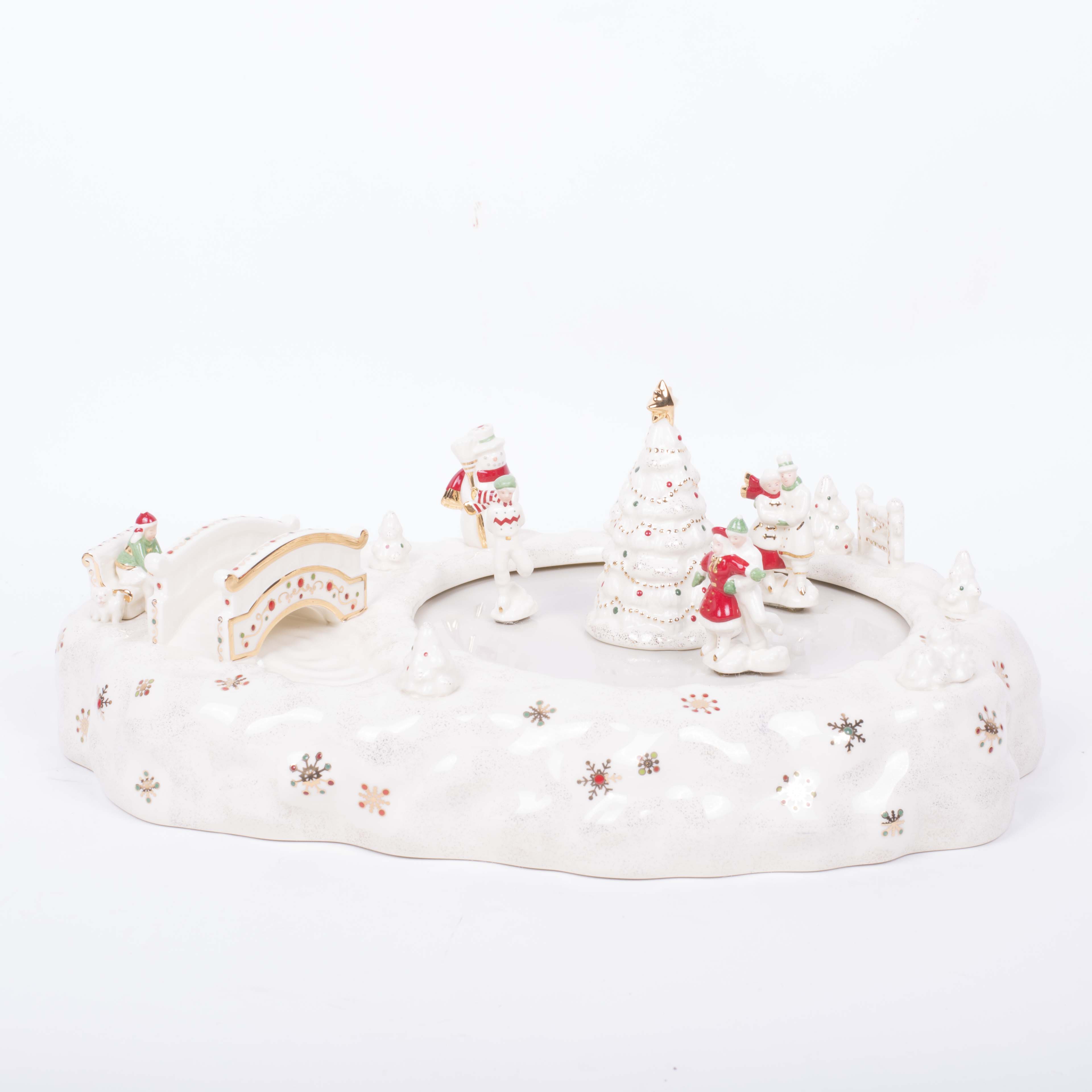 Lenox "Mistletoe Park" Animated Skating Pond