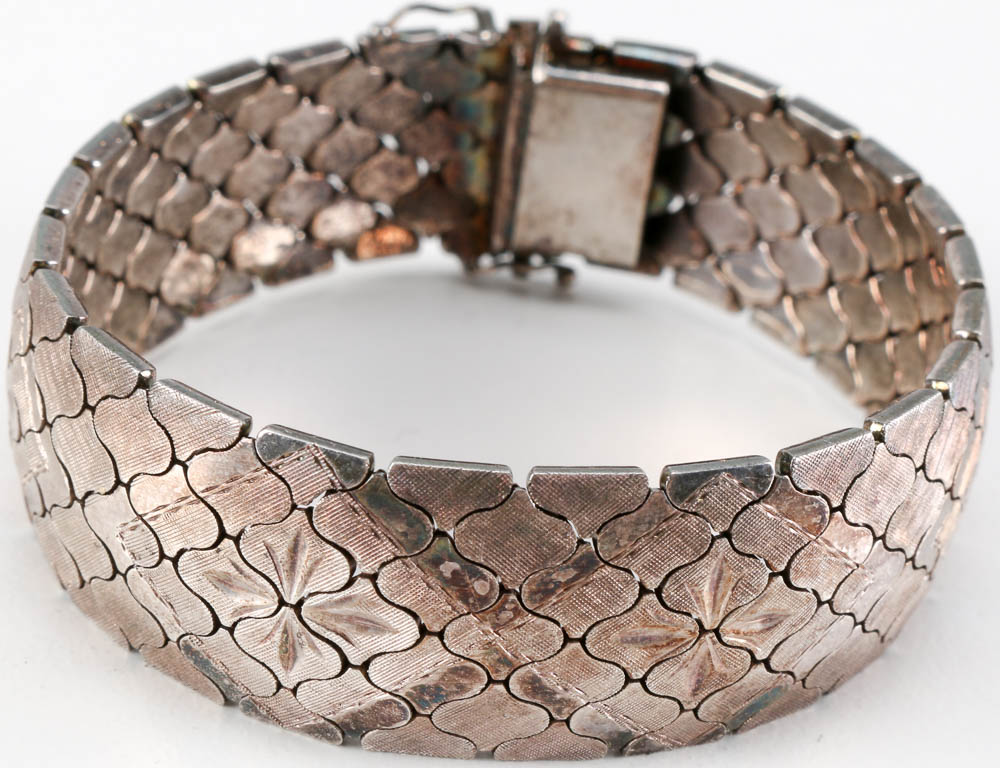 Assorted Sterling Silver Jewelry