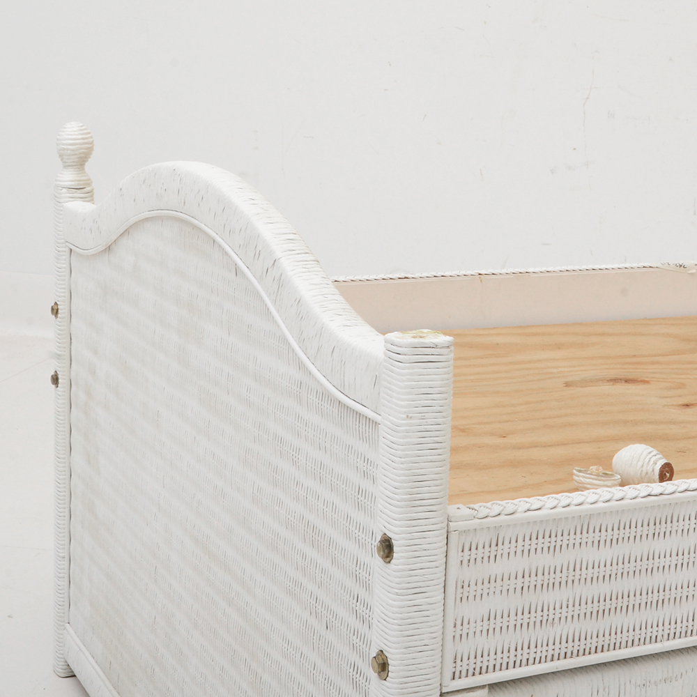 White Wicker Twin Trundle Bed