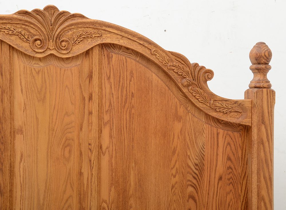 Oakwood Interiors Queen Size Carved Oak "Oakcrest" Panel Bed