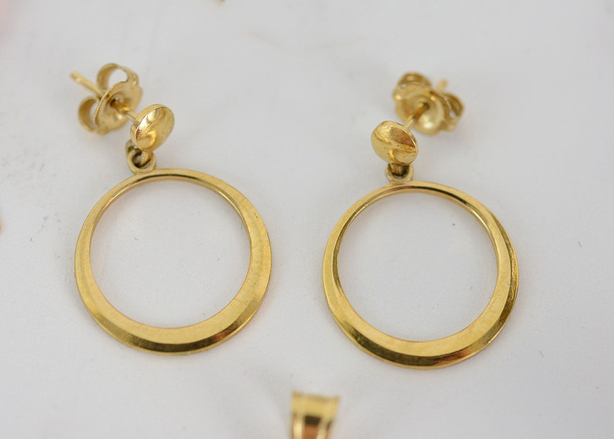 Miscellaneous Jewelry and Trinkets