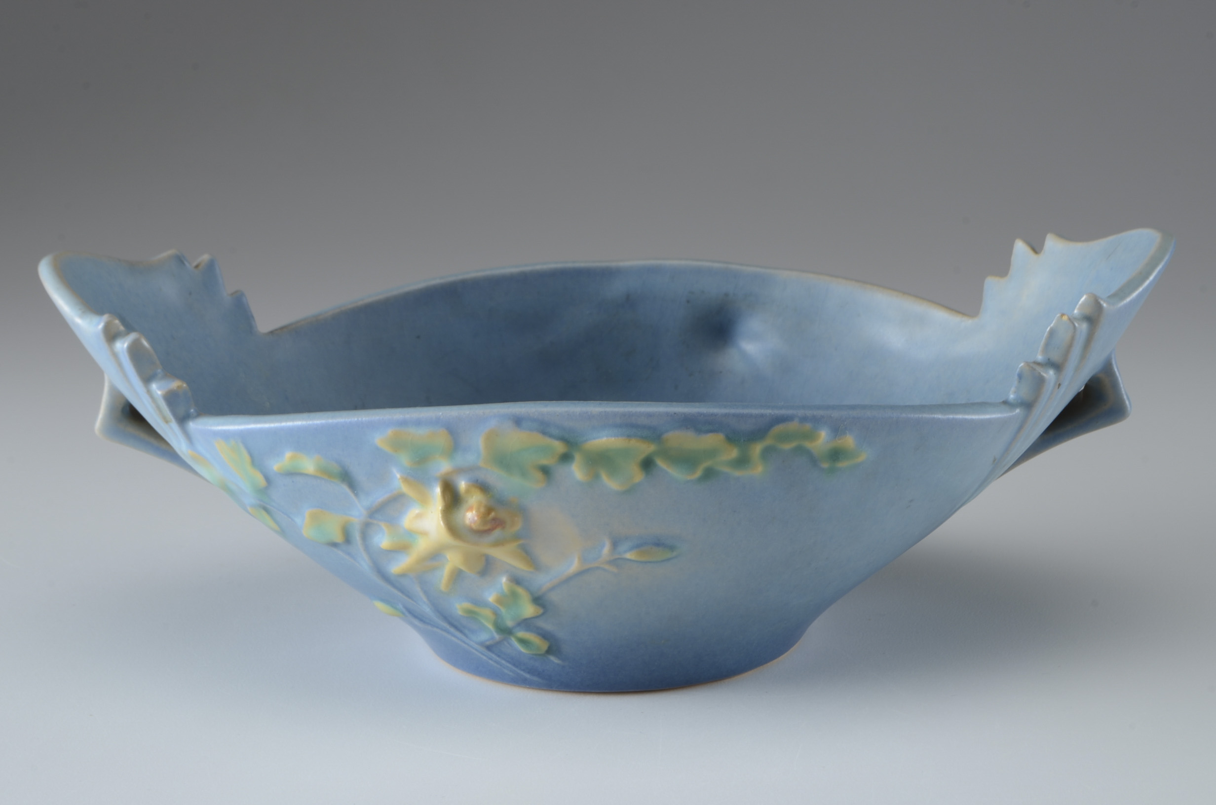 Vintage Roseville Art Pottery "Columbine" Bowl