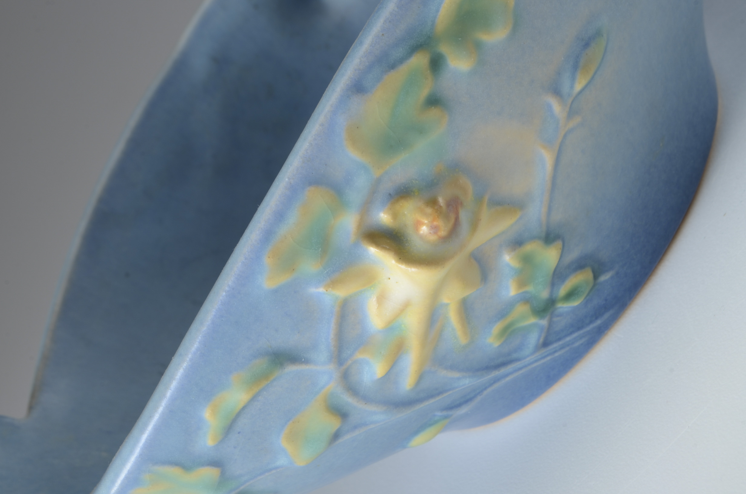 Vintage Roseville Art Pottery "Columbine" Bowl