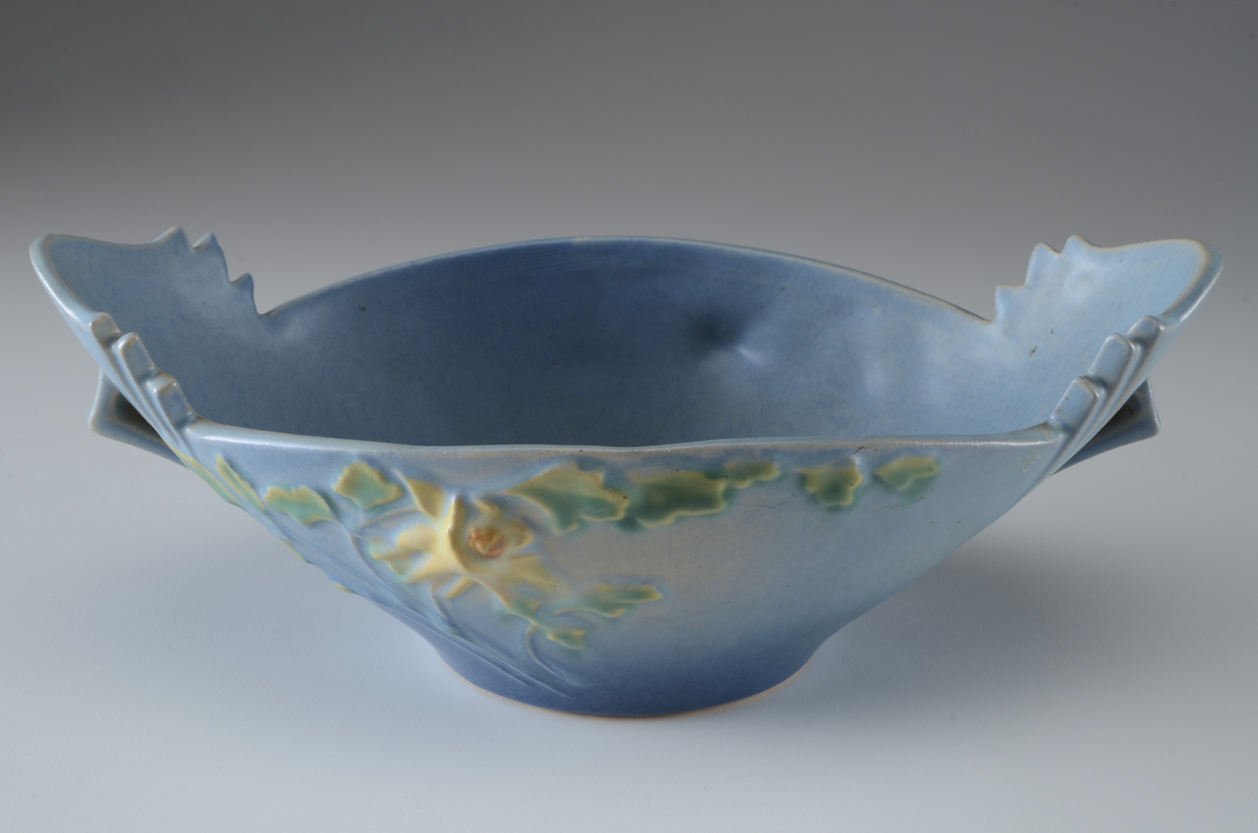 Vintage Roseville Art Pottery "Columbine" Bowl