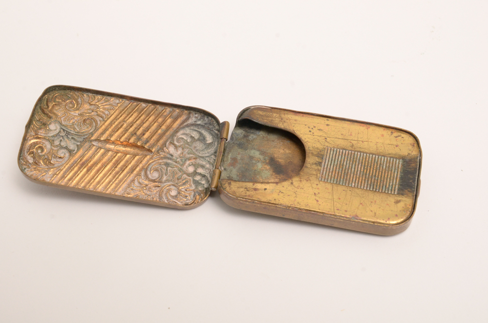 Vintage Tobacco Cases from Spain with Compact