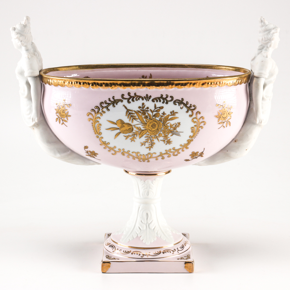 Ardalt Urn Centerpiece