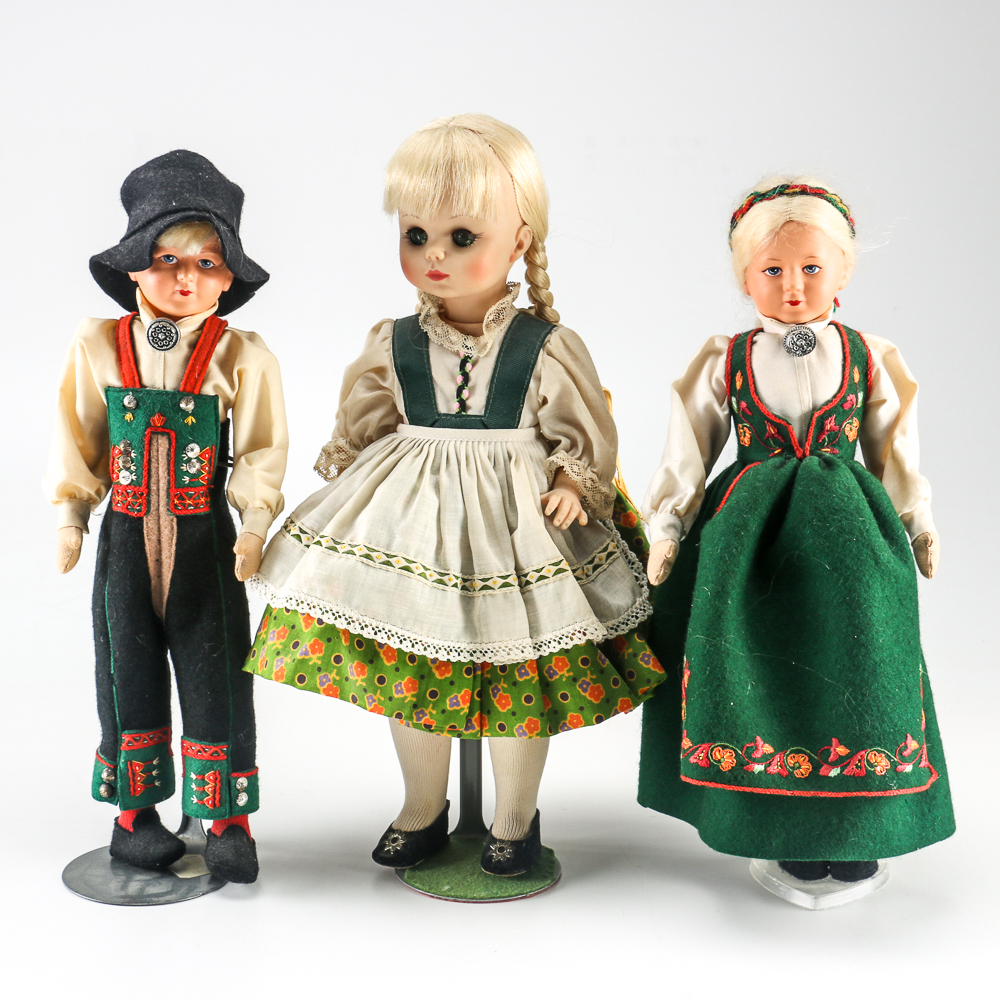 Madamme Alexander and Ronnaug Petterssen Dolls