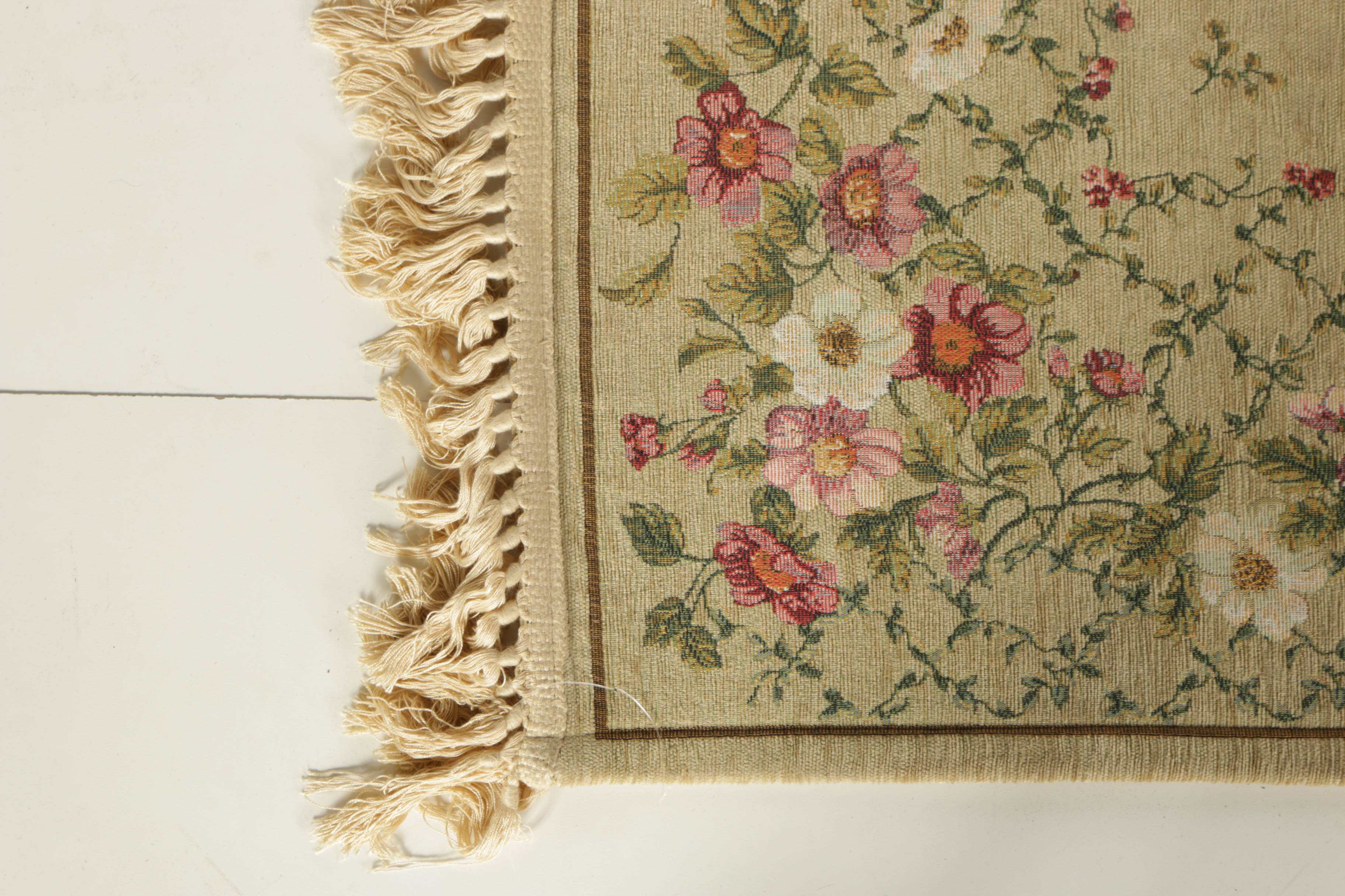 Designer Collections "The Tapestry Collection" Floral Area Rug