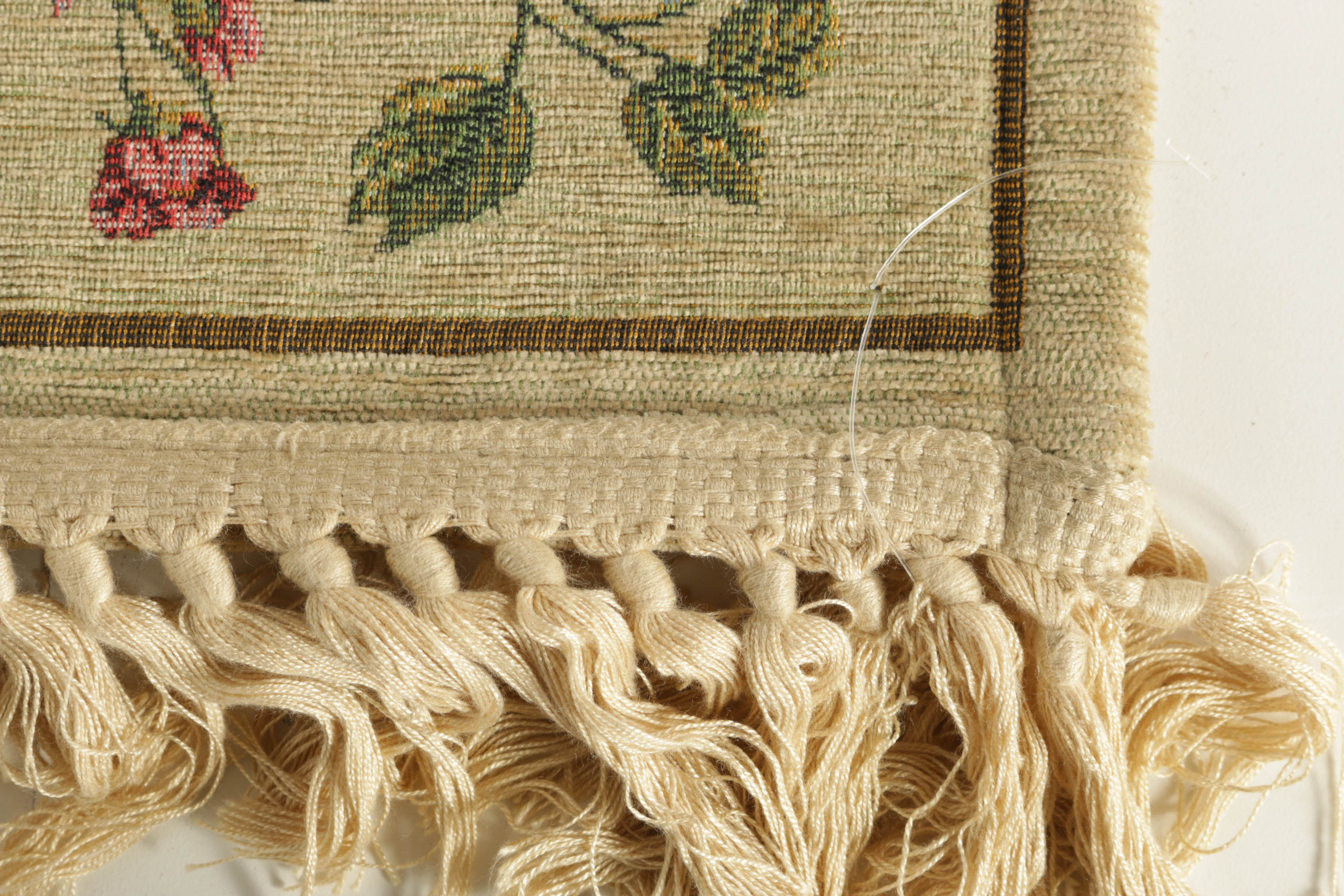 Designer Collections "The Tapestry Collection" Floral Area Rug