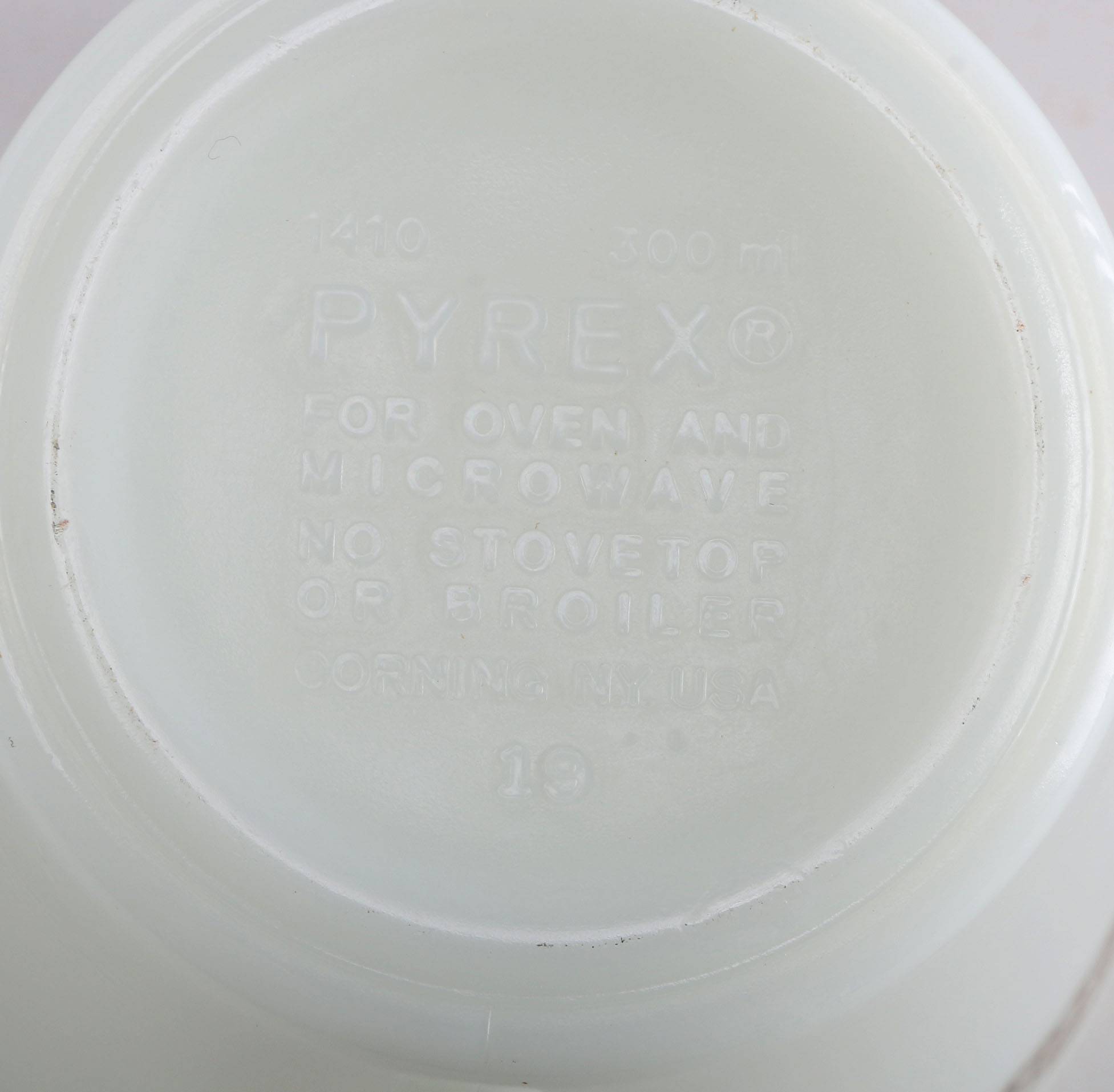 Vintage "Woodland Brown" Corelle and Pyrex Dinnerware