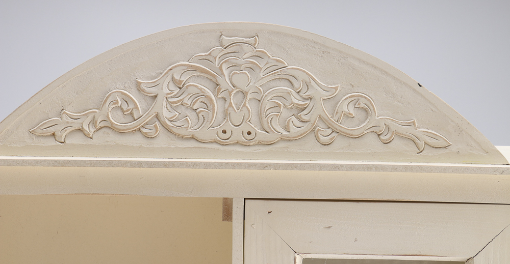 White Wood Hanging Medicine Cabinet