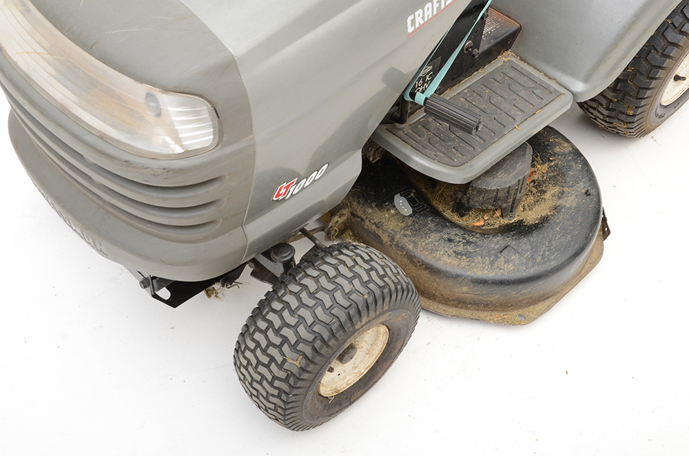 Craftsman LT 1000 Sixteen Horsepower Lawn Tractor