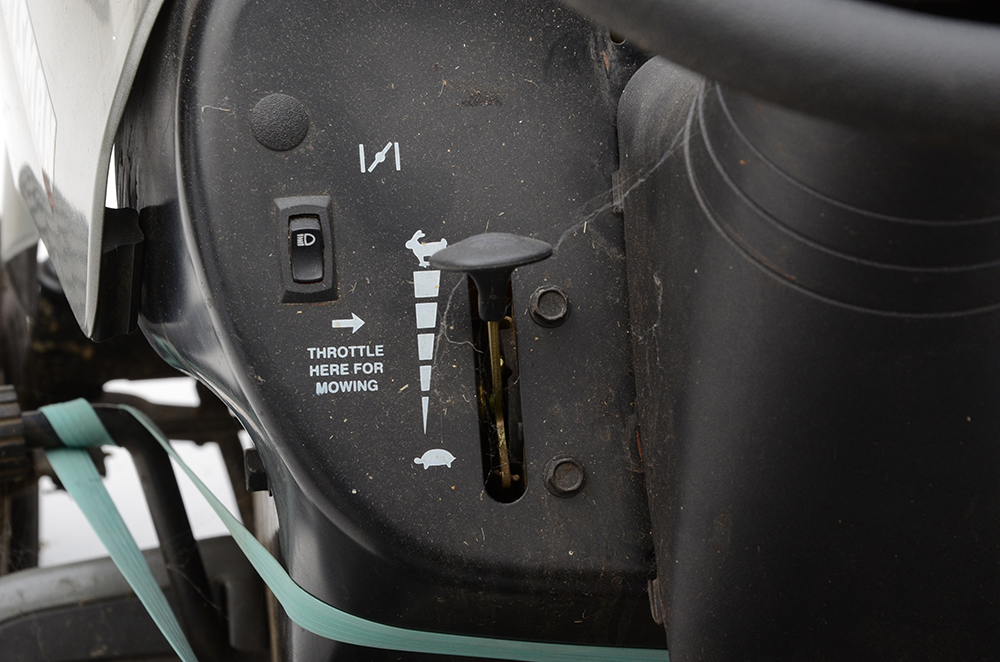 Craftsman LT 1000 Sixteen Horsepower Lawn Tractor