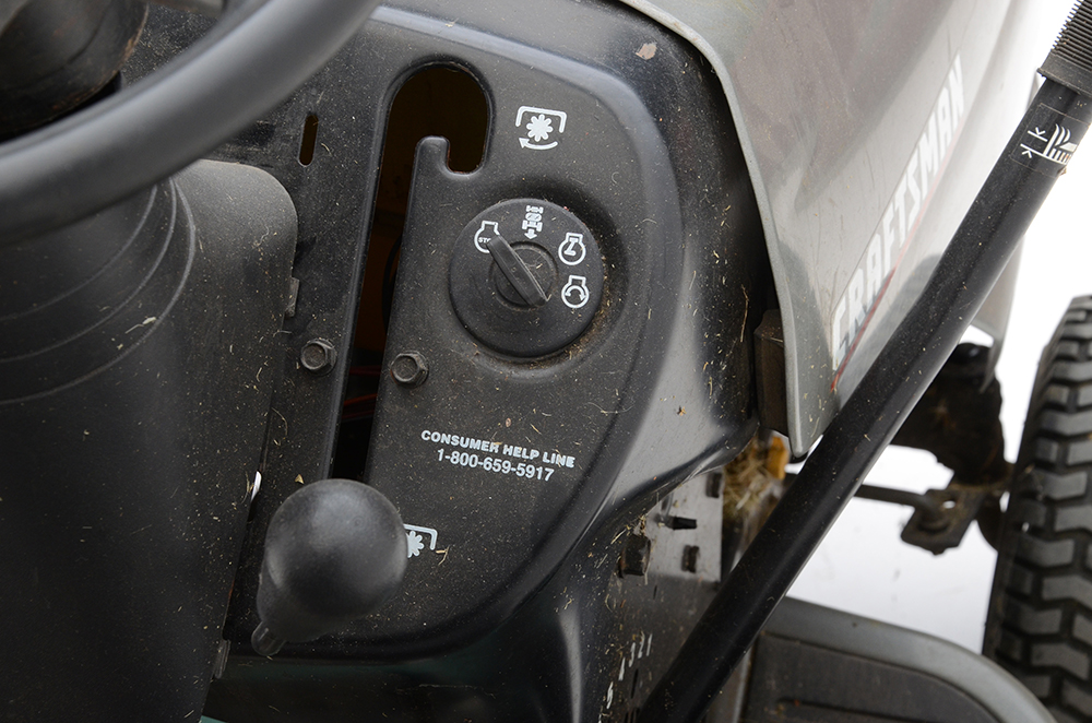 Craftsman LT 1000 Sixteen Horsepower Lawn Tractor