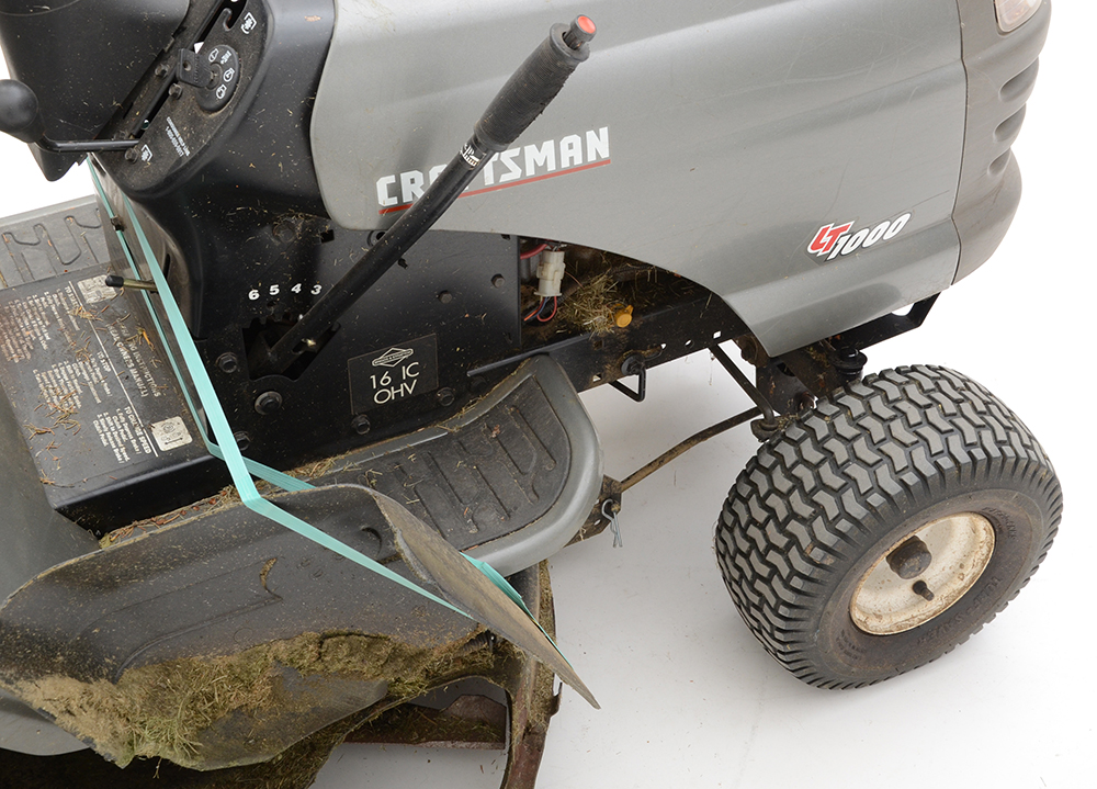 Craftsman LT 1000 Sixteen Horsepower Lawn Tractor