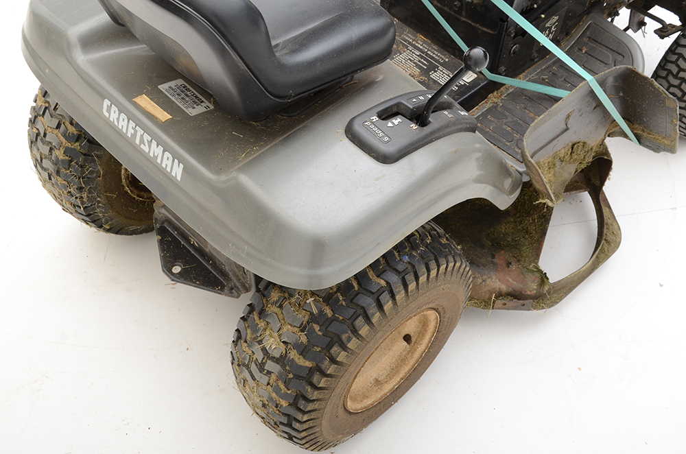 Craftsman LT 1000 Sixteen Horsepower Lawn Tractor