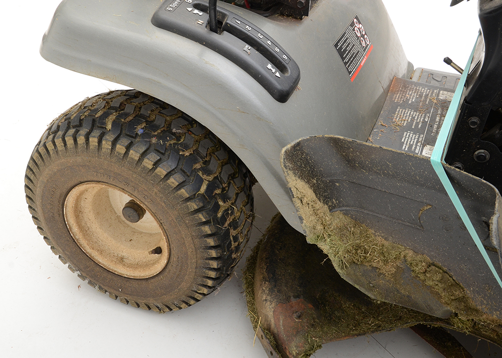 Craftsman LT 1000 Sixteen Horsepower Lawn Tractor