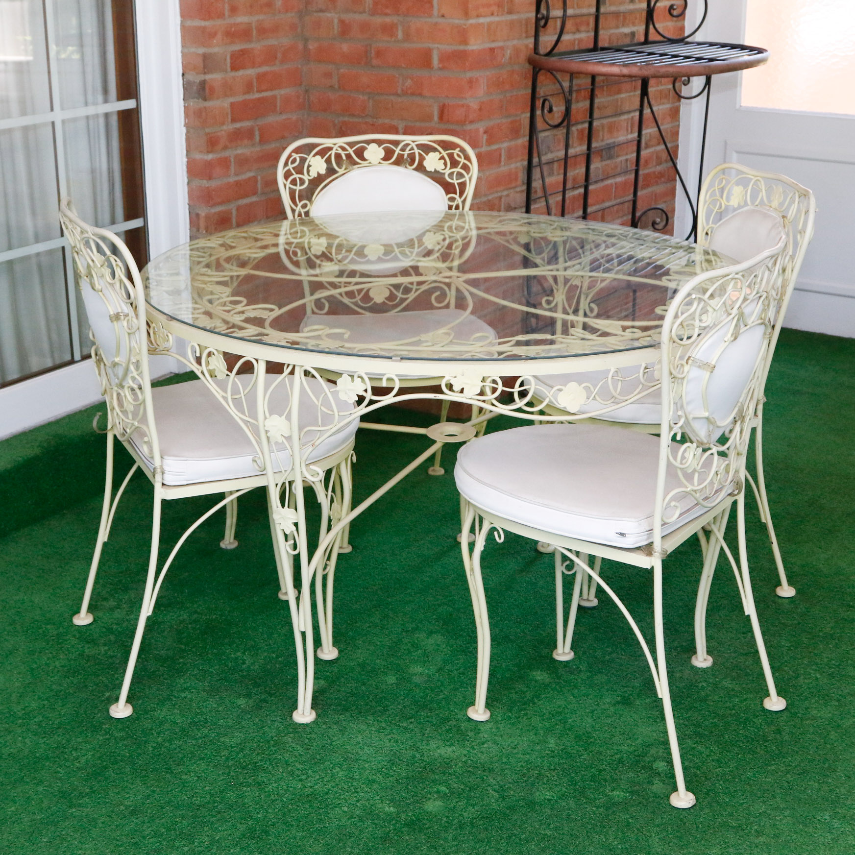 Birmingham Ornamental Wrought Iron Patio Dining Table and Chair Set