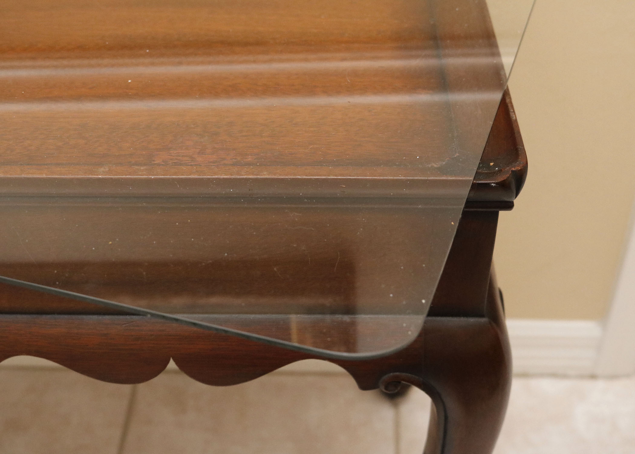 Late 20th Century Mahogany Boston Tea Table