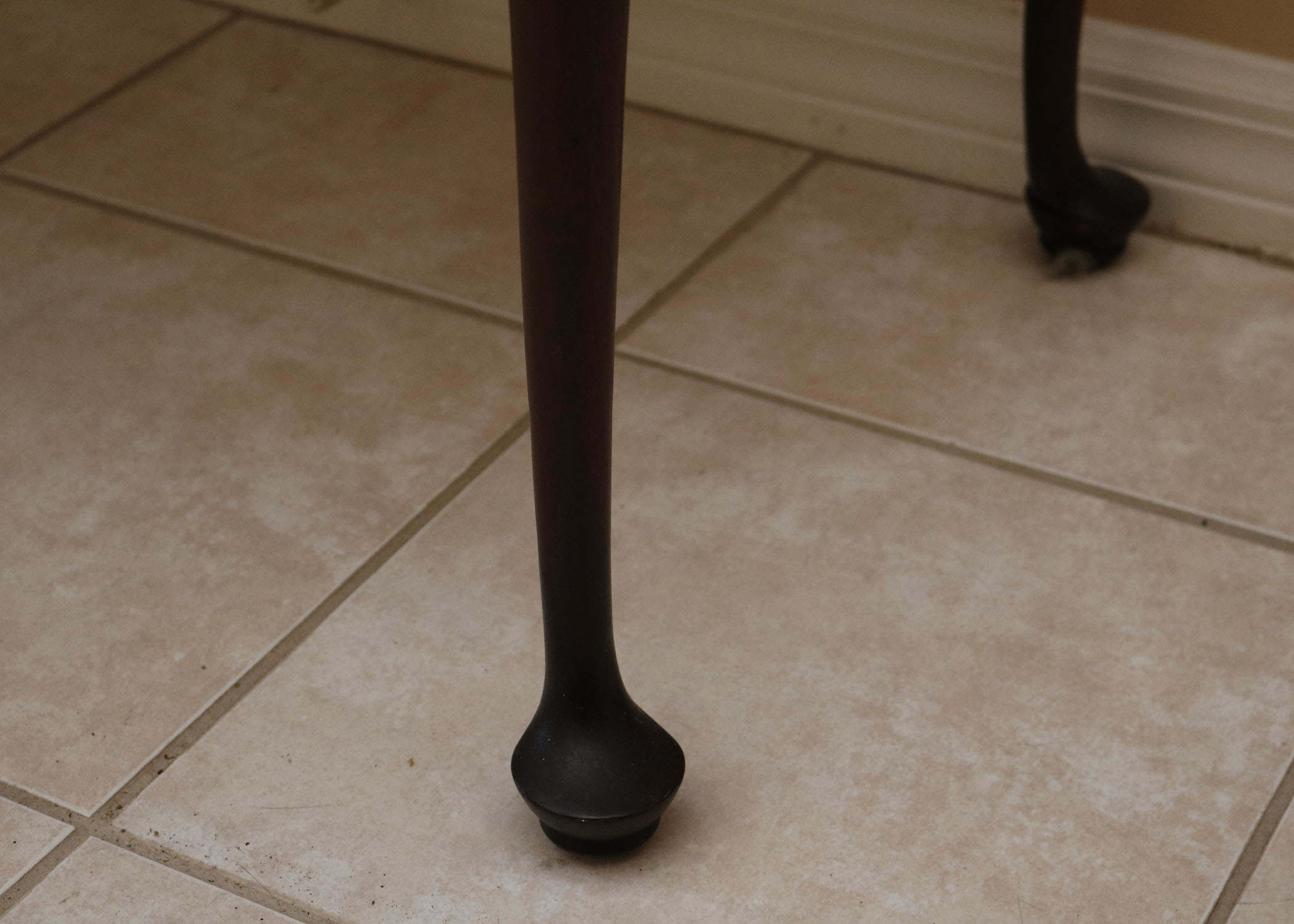 Late 20th Century Mahogany Boston Tea Table
