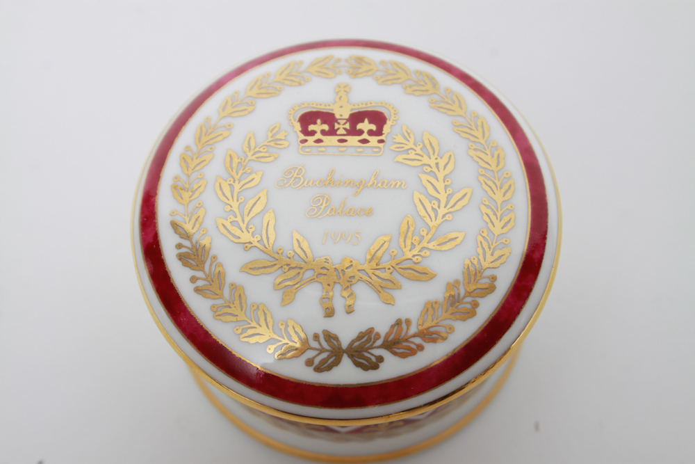 Assorted Décor Including Lenox and Deruta