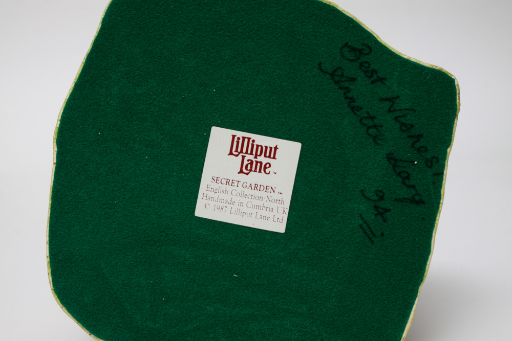 Collection of David Winter and Lilliput Lane Cottages