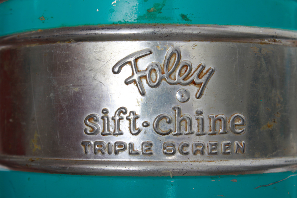 Collection of Mid-Century Modern Kitchen Wares