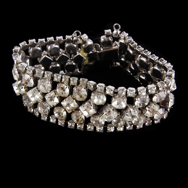 Vintage Costume Jewelry Bracelet