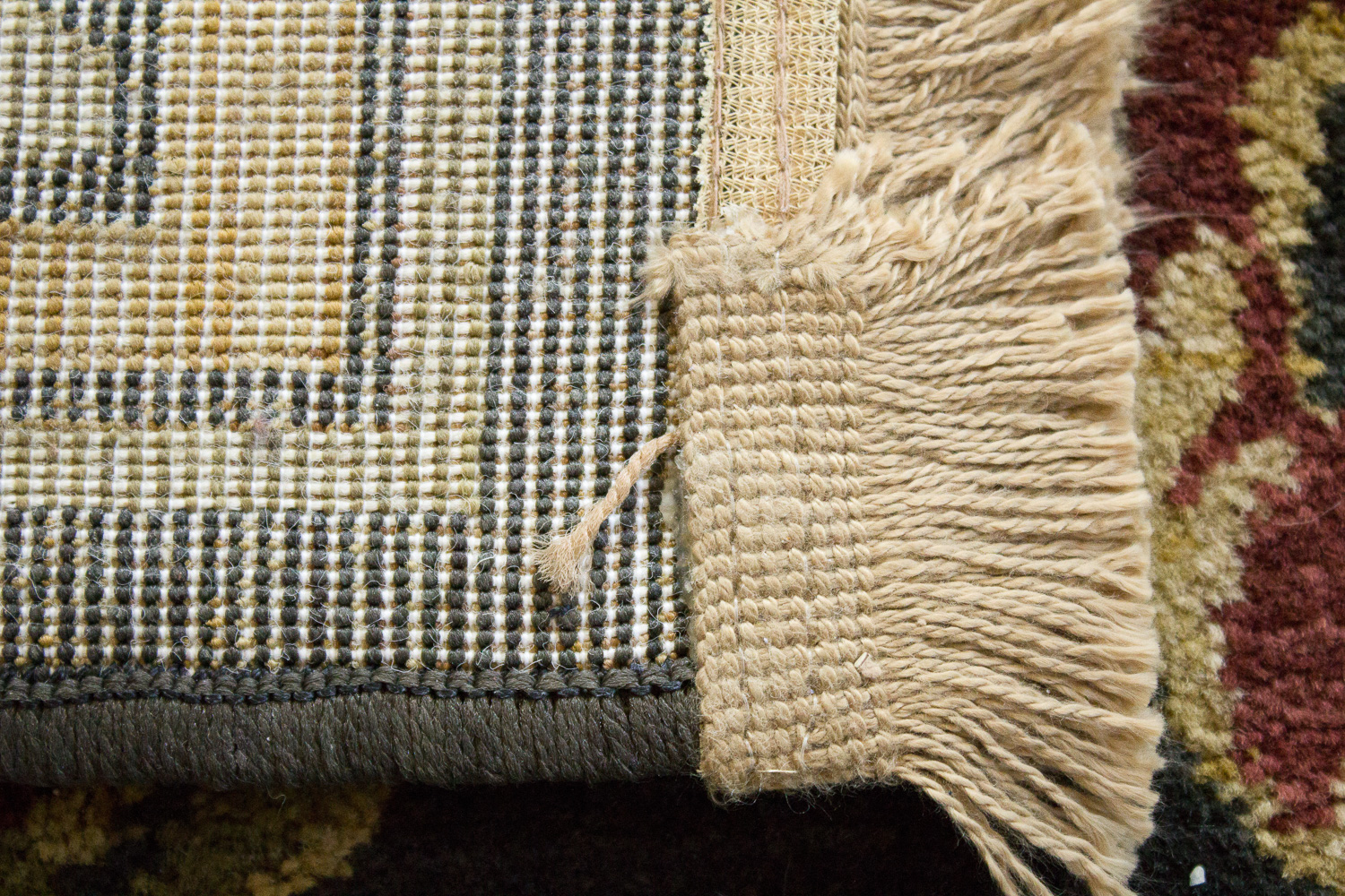 Shaw Living "Antiquities Collection" Machine Woven Area Rug