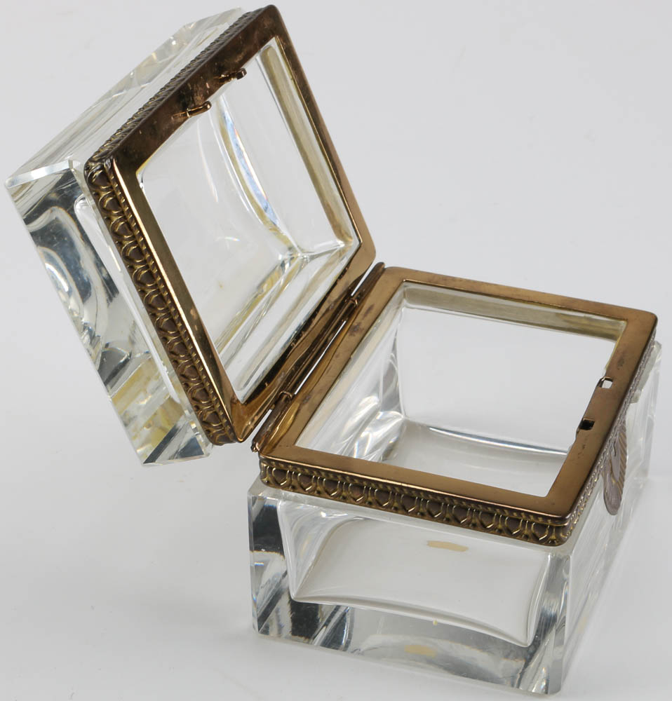 Glass Box and Ash Tray