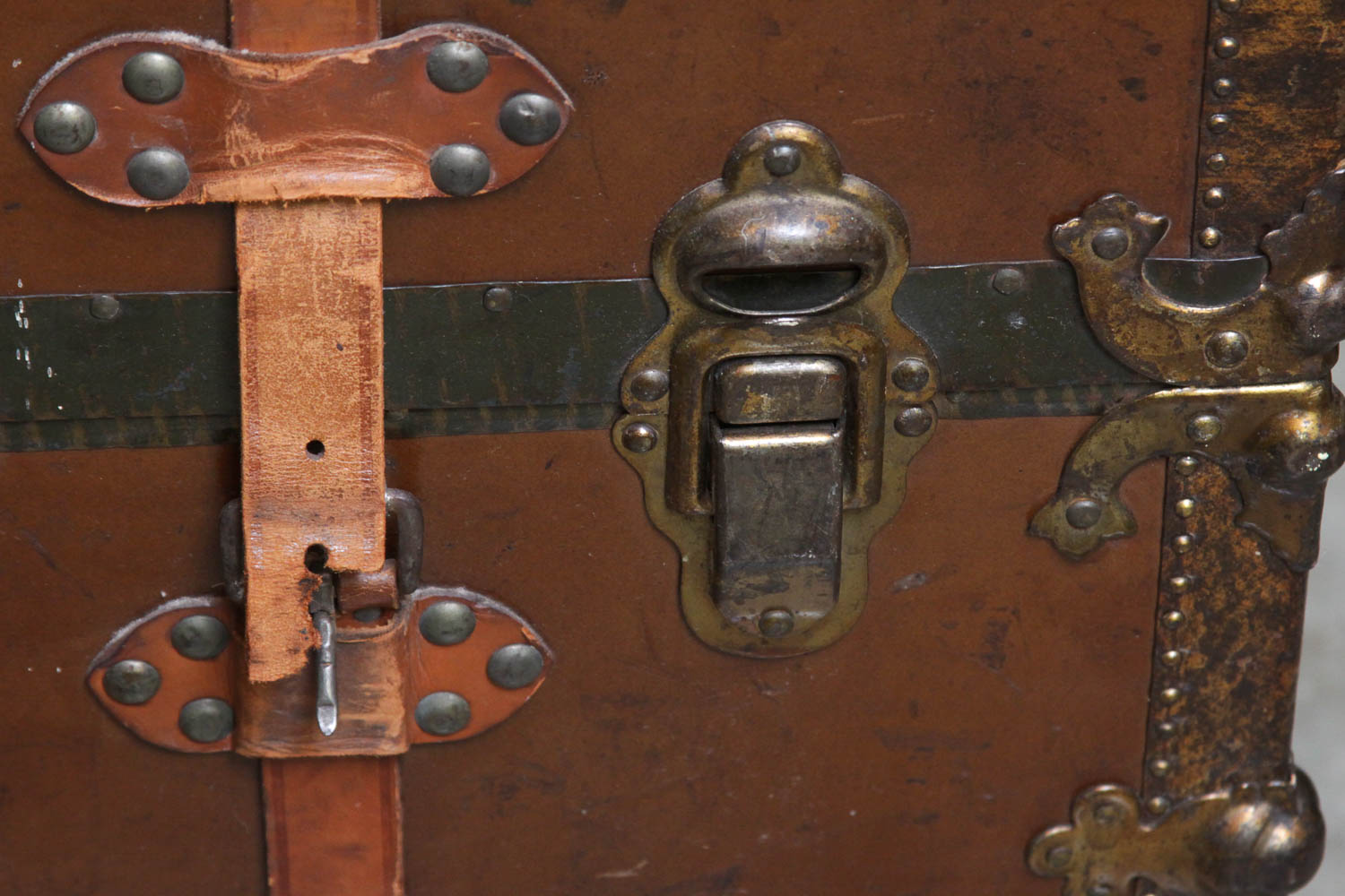 Antique H.W. Rountree & Bro. Leather Steamer Trunk