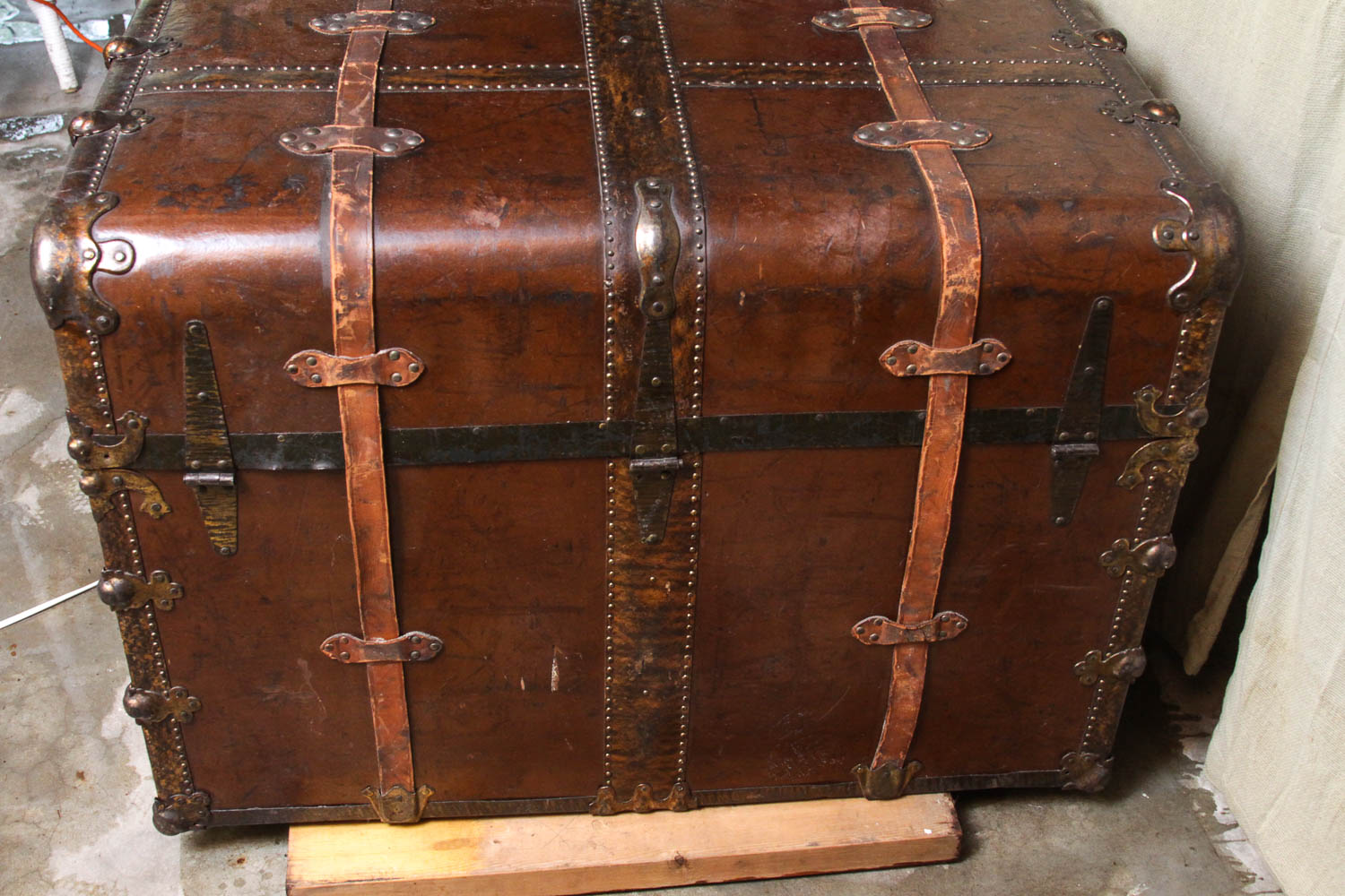 Antique H.W. Rountree & Bro. Leather Steamer Trunk