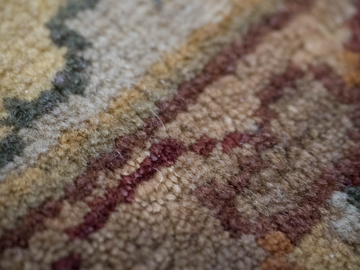 Ethan Allen "Lahore" Area Rug