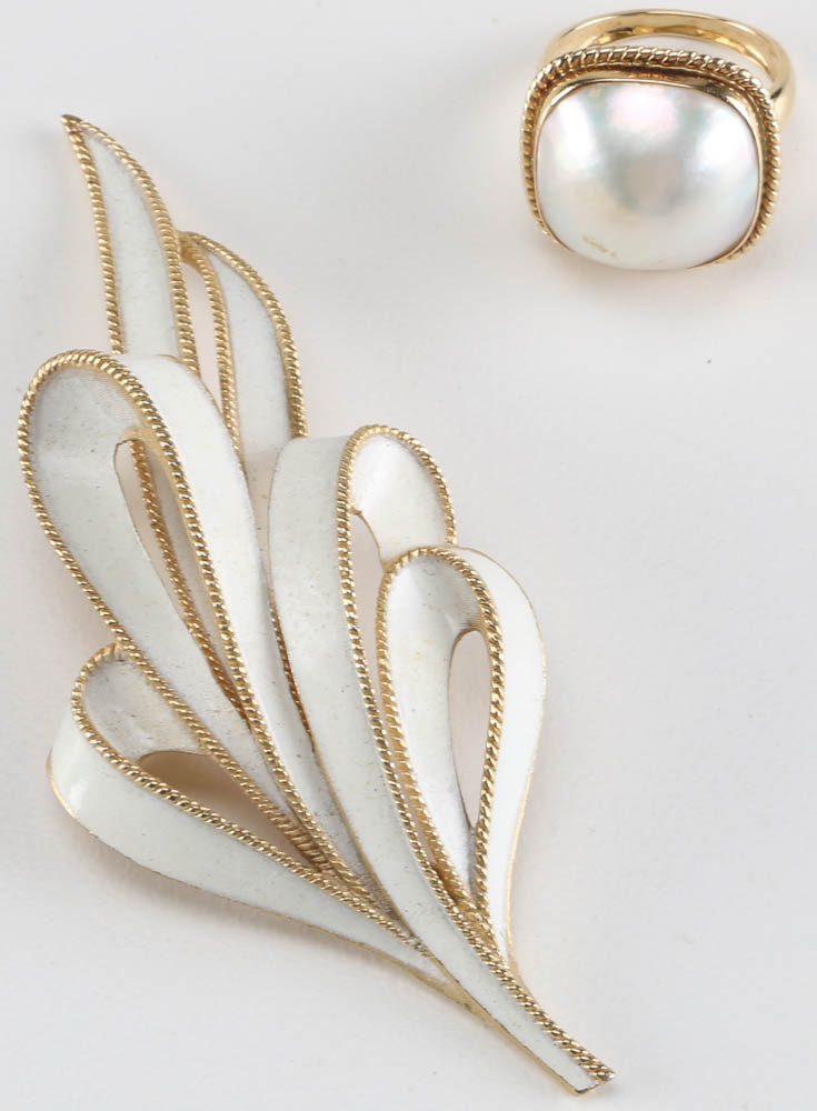 Assortment of Faux Pearl and Enamel Jewelry