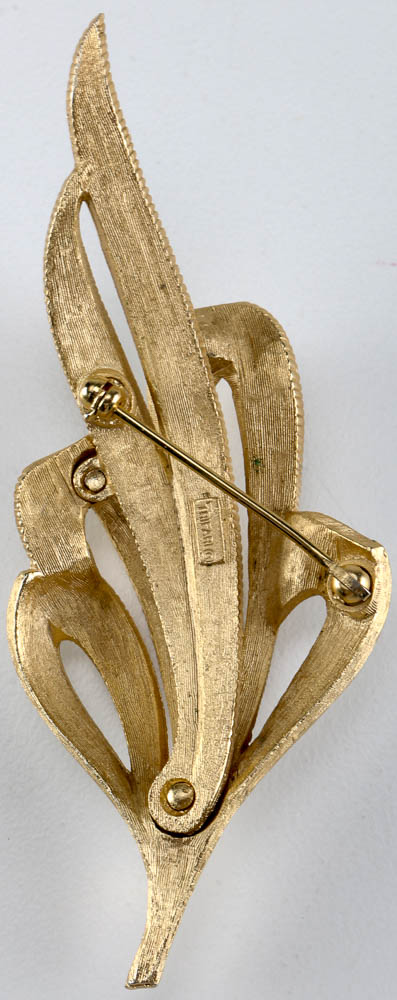 Assortment of Faux Pearl and Enamel Jewelry