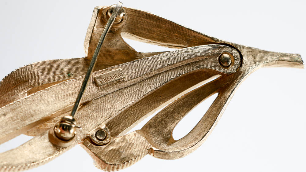 Assortment of Faux Pearl and Enamel Jewelry