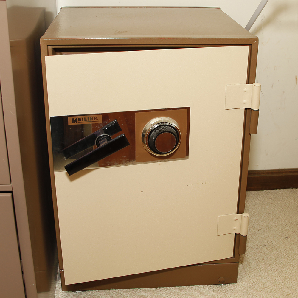Vintage Meilink Safe