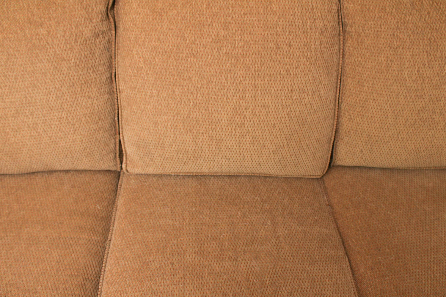 Broyhill "Larissa" Upholstered Sofa