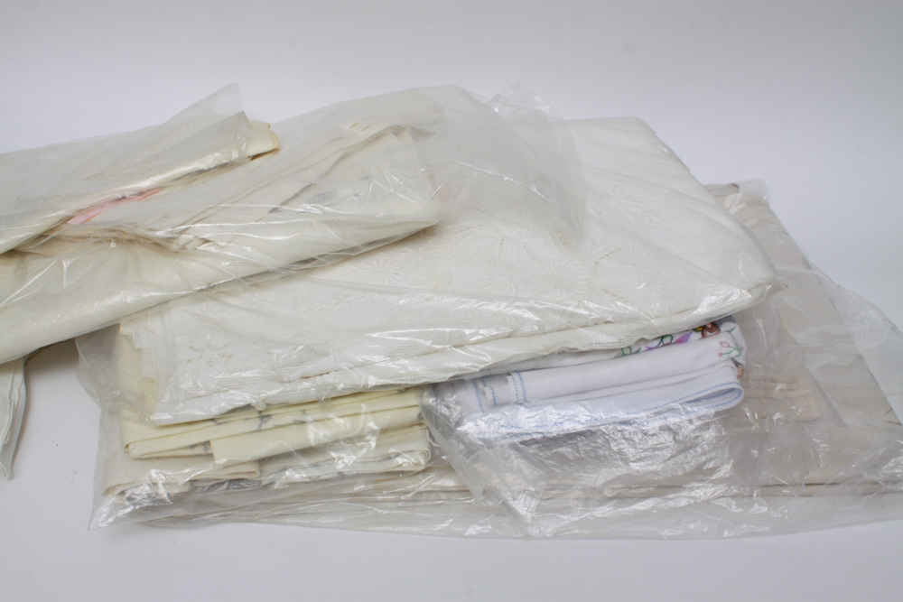 Vintage Table Linens and Crocheted Doilies