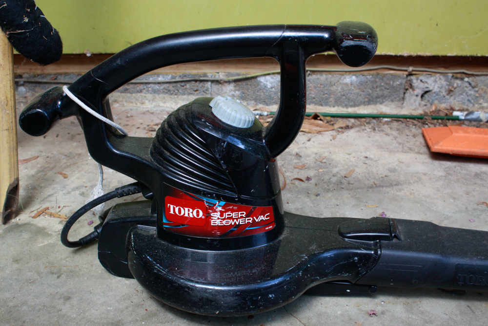 Toro Super Blower Vac and Black&Decker Hedge Hog Trimmer