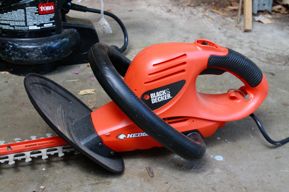 Toro Super Blower Vac and Black&Decker Hedge Hog Trimmer