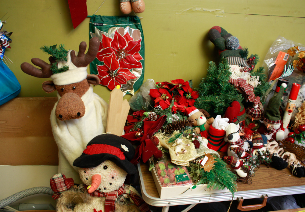 Assorted Christmas Décor