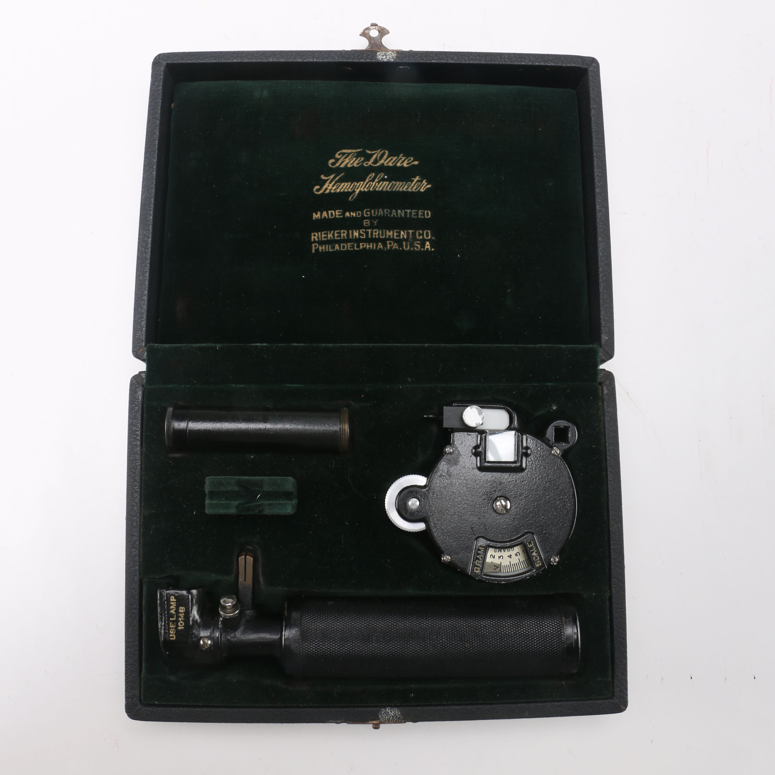 "The Dare" Hemoglobinometer in Original Case