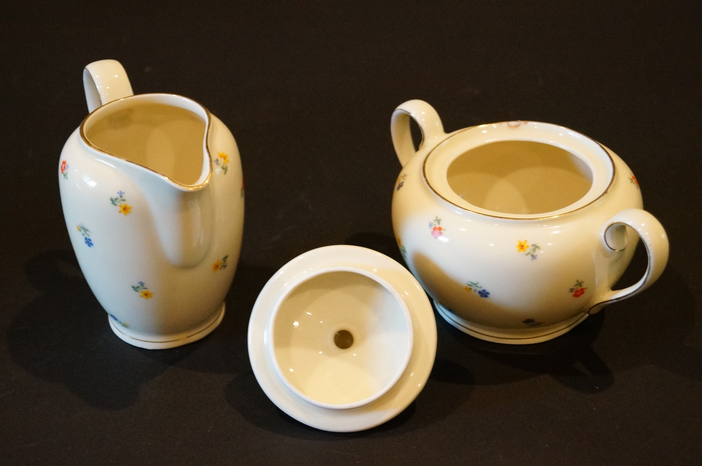 Circa 1915 Schirnding Bavaria Porcelain Tea Set