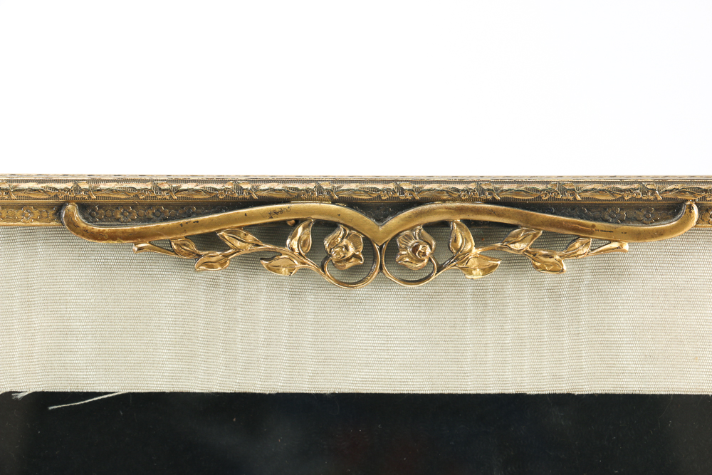 Assortment of Gold Tone Frames