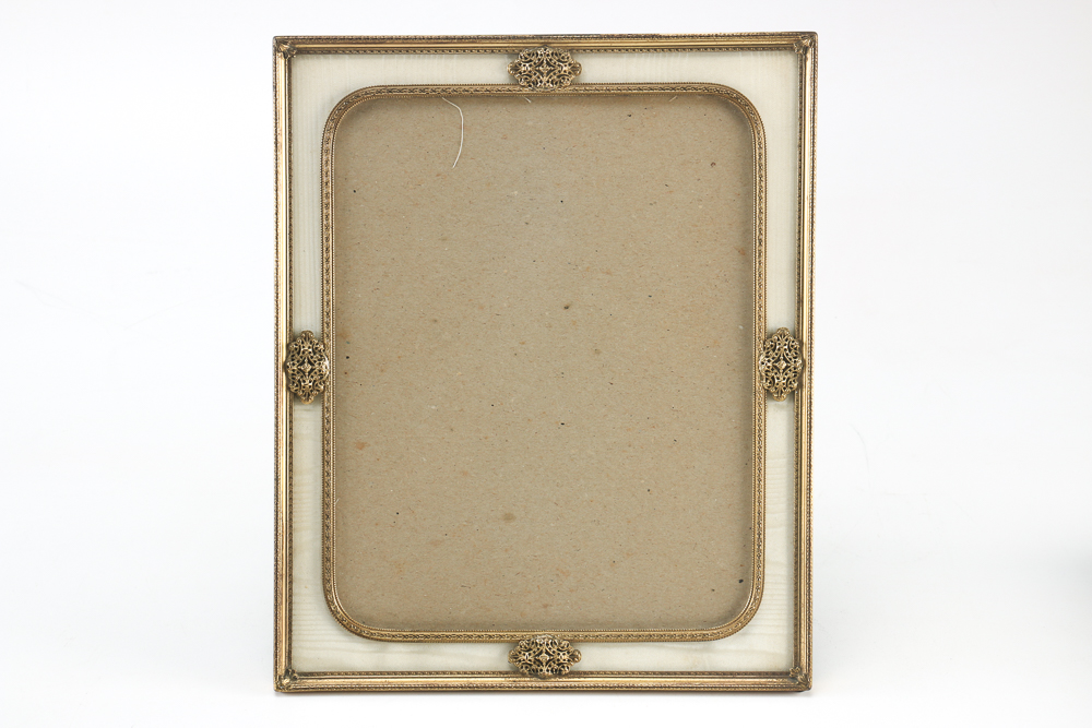 Assortment of Gold Tone Frames