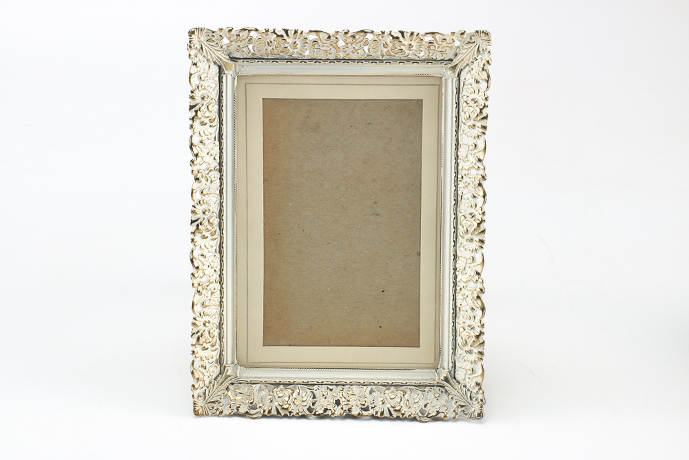 Assortment of Gold Tone Frames