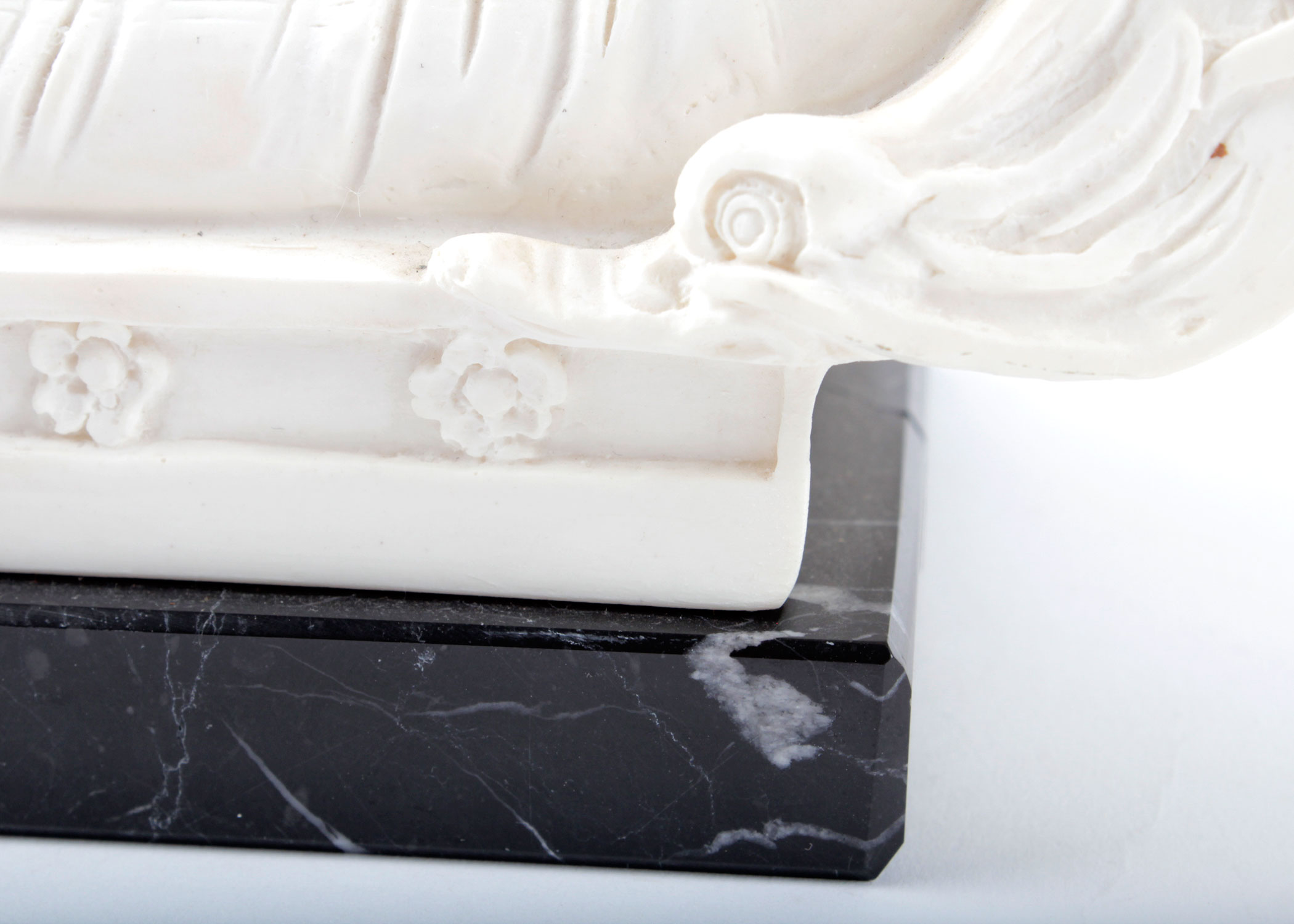 A.Santini Resin Sculpture After Canova's " Pauline Bonaparte as Venus Victrix"