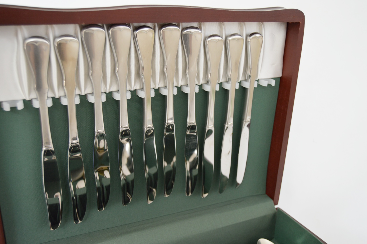 Ten-Place Setting of Oneida Stainless Flatware